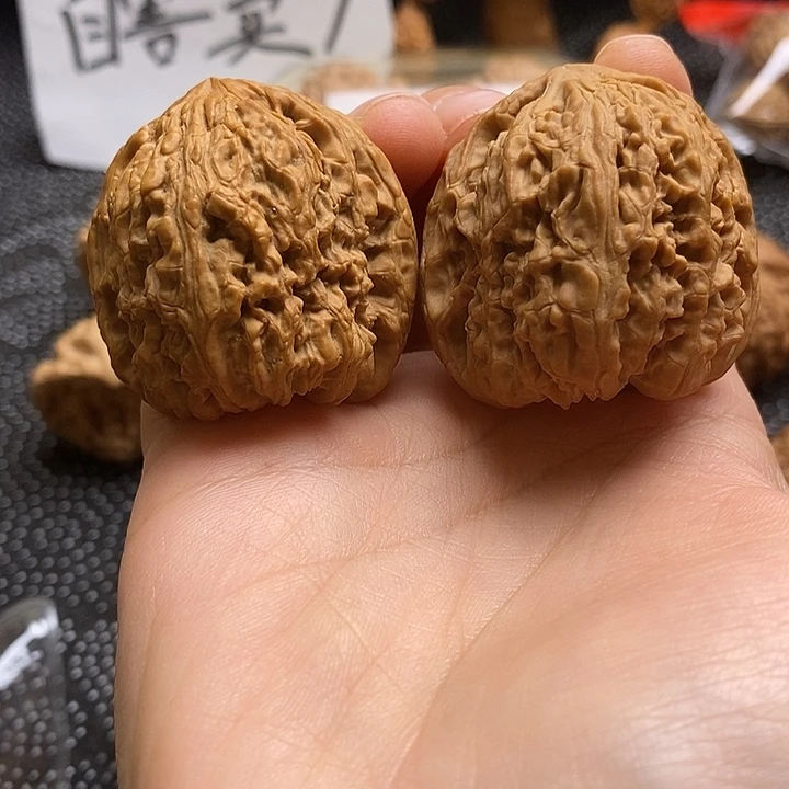 吊坠文玩核桃南疆石39