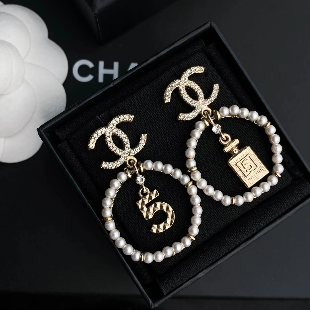 全新未使用 Chanel/香奈儿 经典双C 5号数字香水瓶珍珠耳环S4547