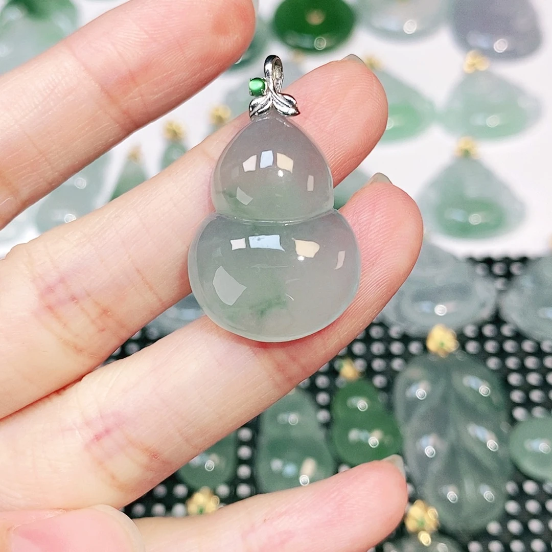 吊坠(不含链)18K金镶嵌翡翠