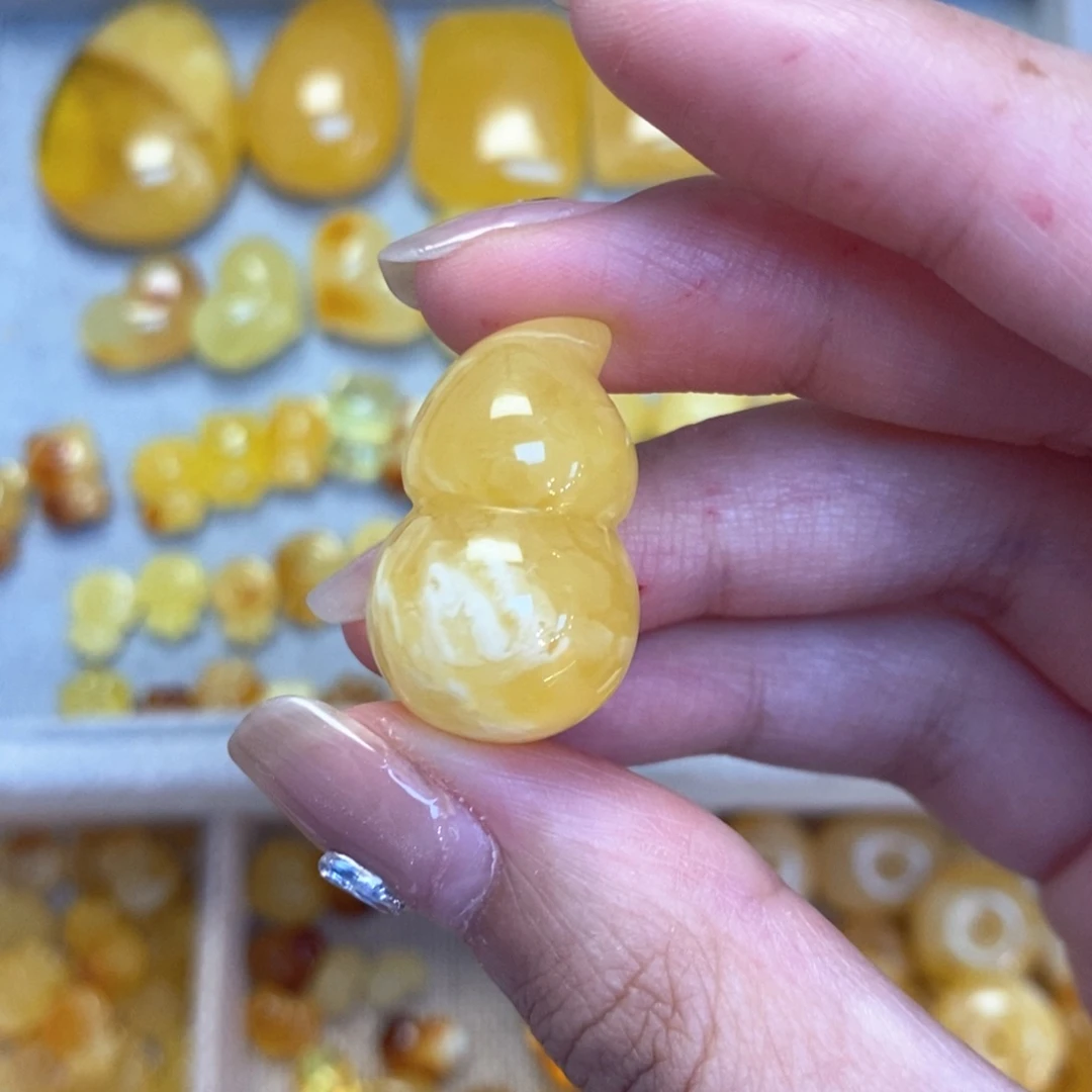 蜜蜡颈饰未镶嵌葫芦