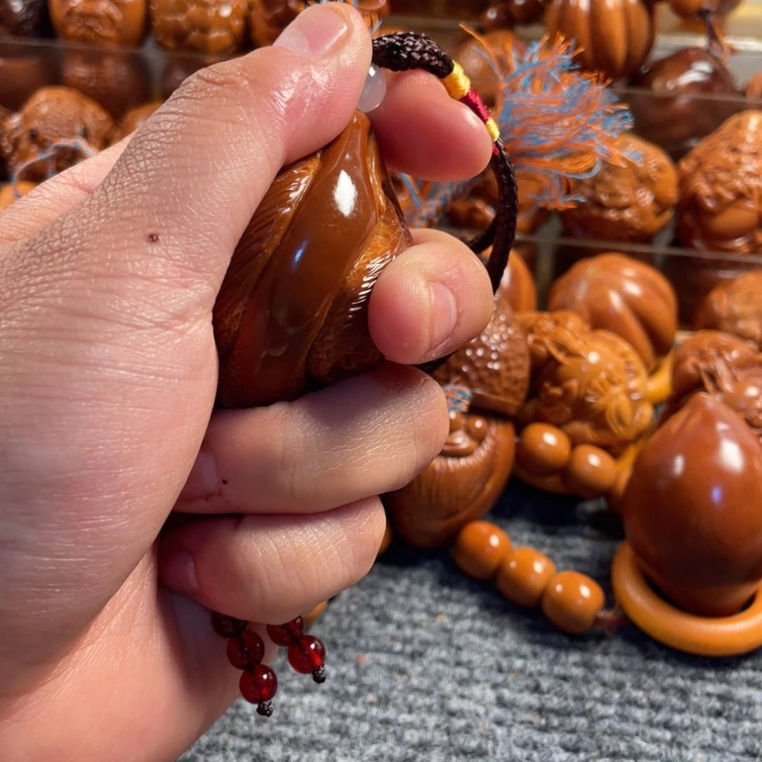 橄榄核吊坠独款三面3.8