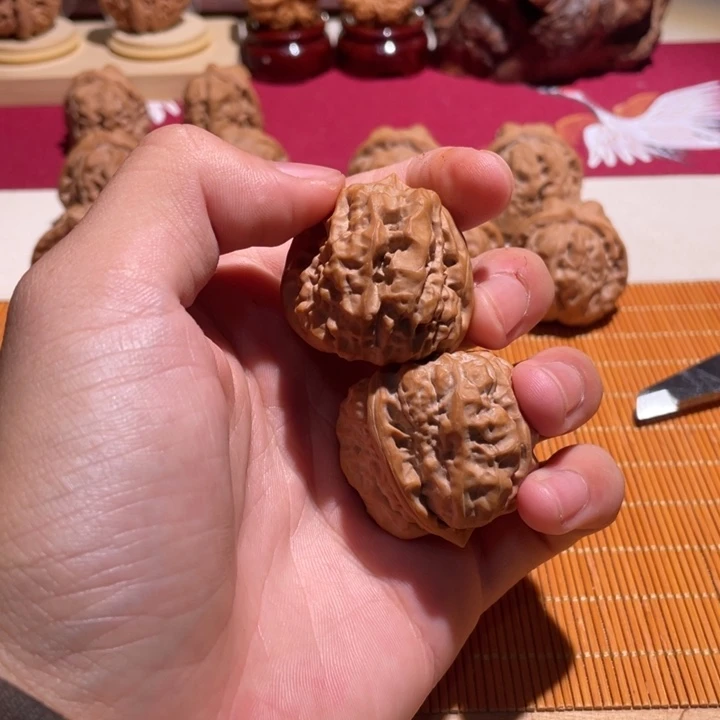C***K核桃文玩蛤蟆蛤蟆头B01