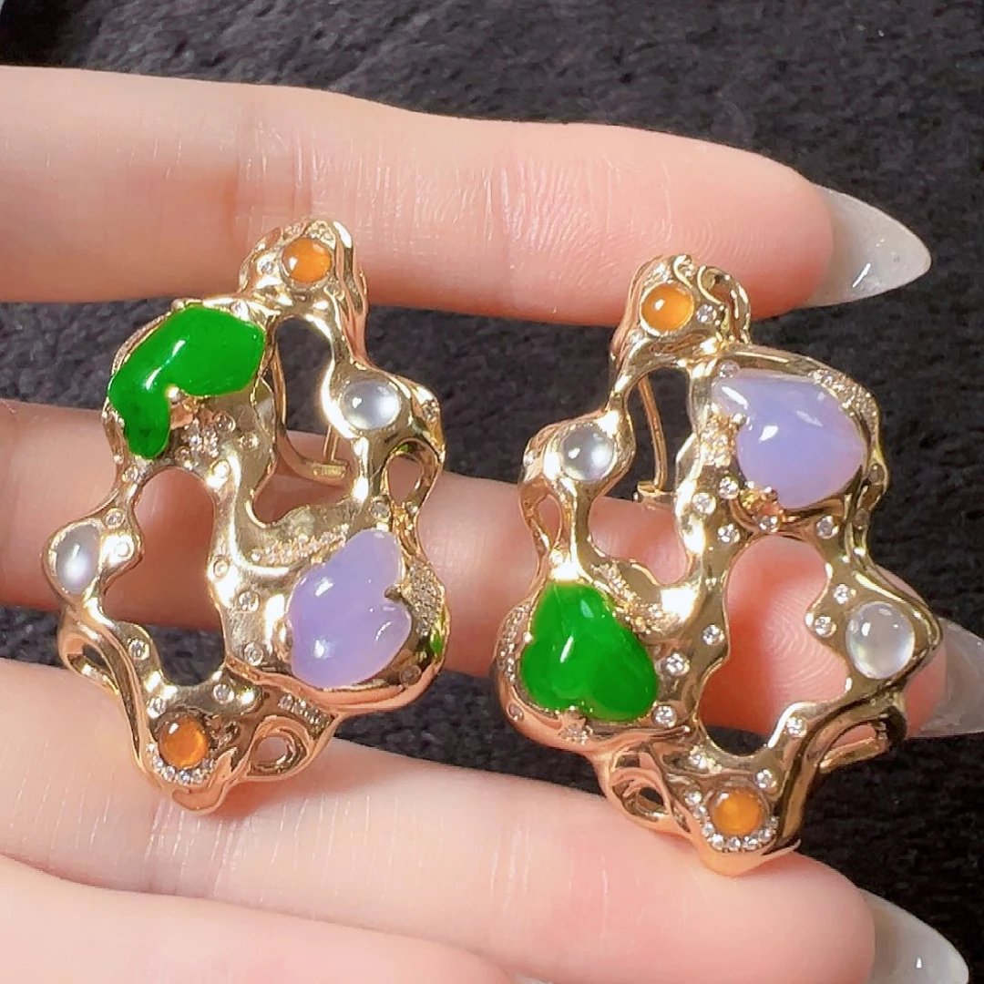 翡翠耳饰18K金镶嵌签收后24小时鉴赏期，过时不退