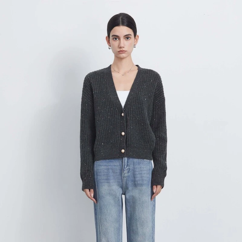 圣迪奥女装罗纹时尚百搭V领撞色宽松开衫针织衫S233Z3574