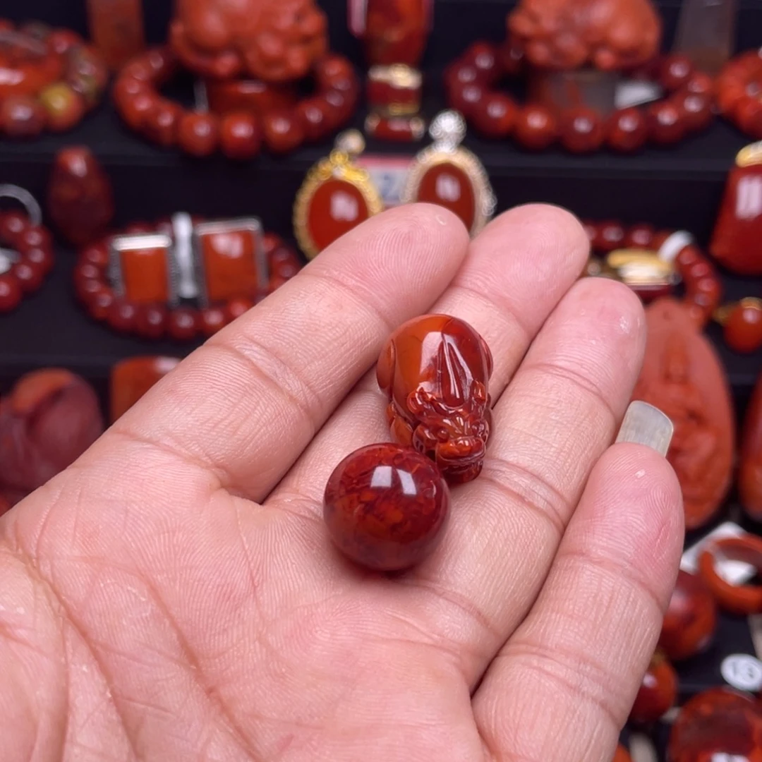 南红玛瑙珠宝奇石未镶嵌凡**约吊坠