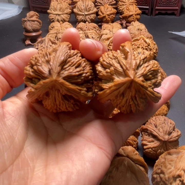 吊坠文玩核桃虎头三棱40尺寸核桃哈哈哈哈哈