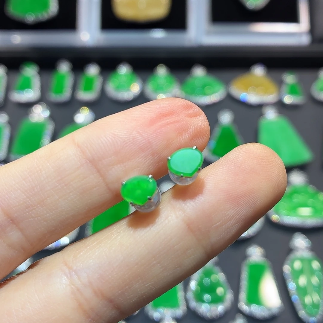 翡翠18K金镶嵌吊坠(不含链)翡翠