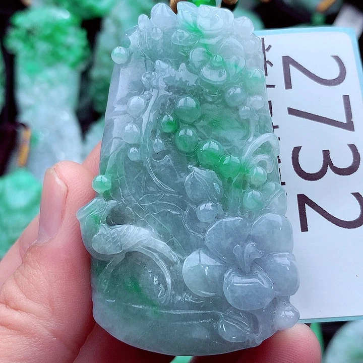 翡翠未镶嵌吊坠(不含链)