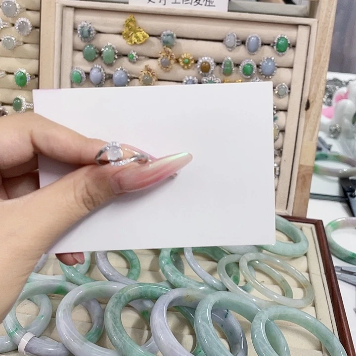 翡翠未镶嵌颈饰天然翡翠Ａ货