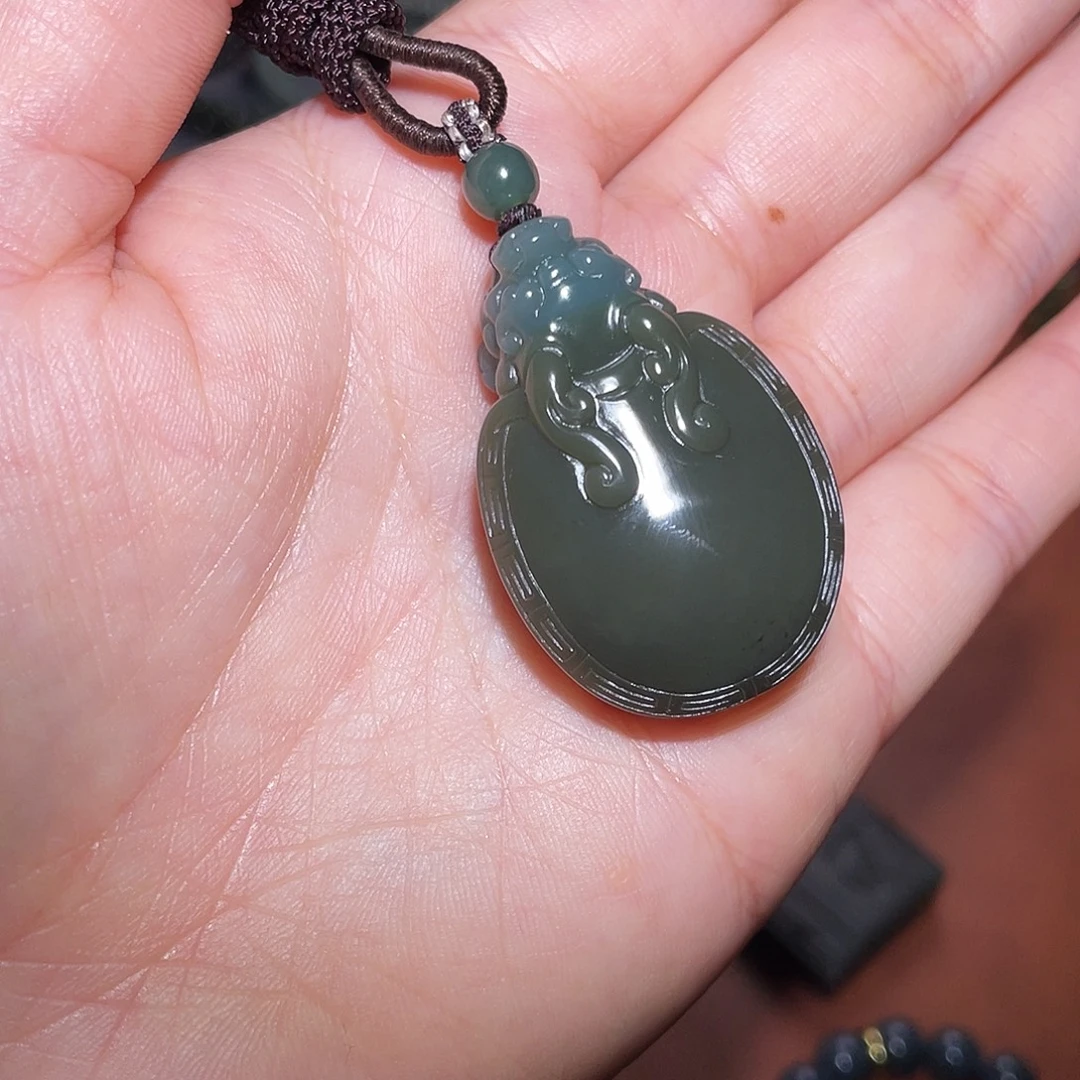 和田玉未镶嵌挂件