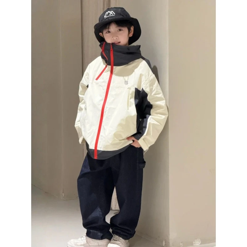 2025新款春秋装男童工装外套冲锋衣男孩秋季户外休闲拼色上衣