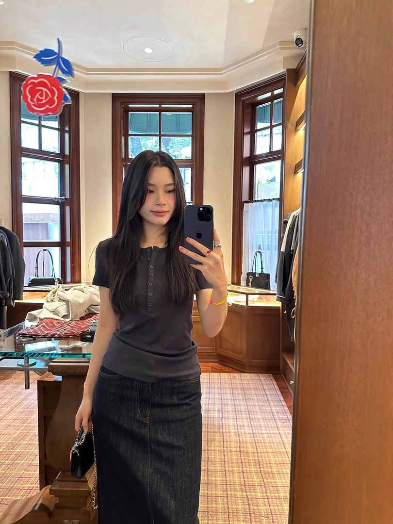 ONEXH·2025春夏季【极简调性】排扣短袖针织上衣女百搭显瘦圆领T恤