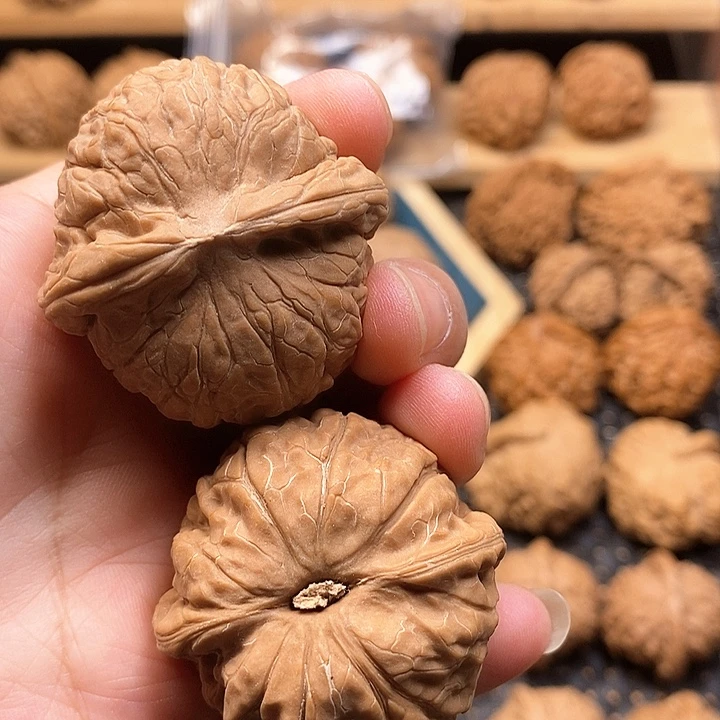 依***旧文玩核桃吊坠文玩核桃
