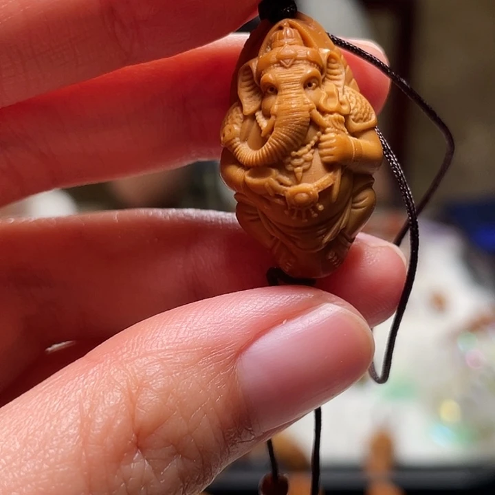 橄榄核吊坠橄榄核