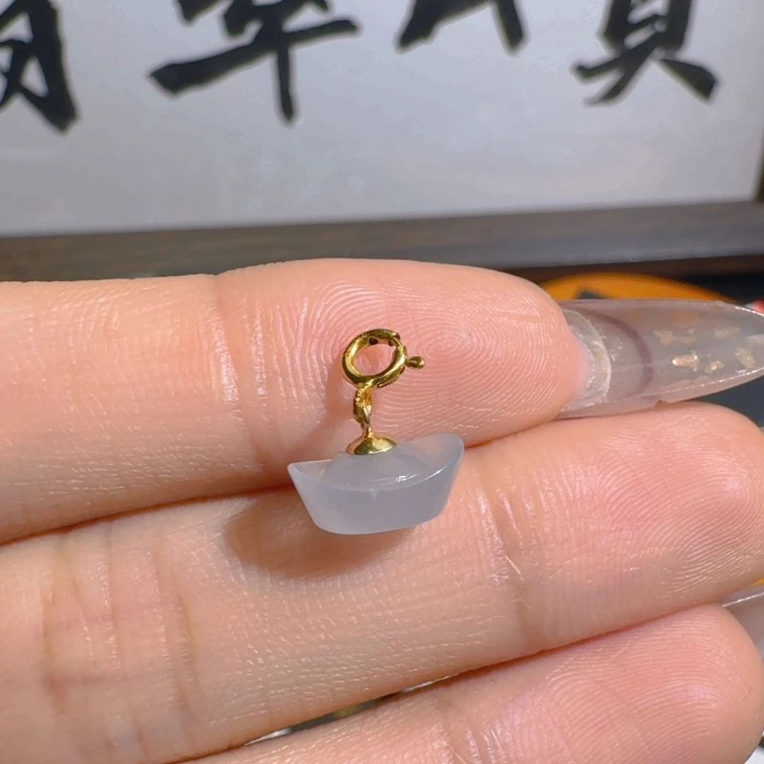 吊坠(不含链)18K金镶嵌翡翠