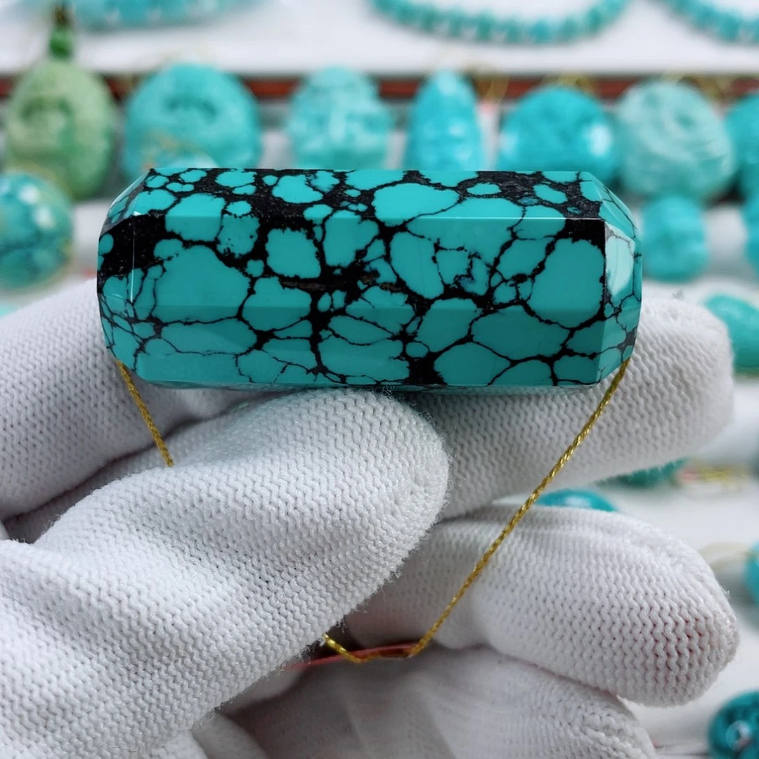 绿松石未镶嵌车挂