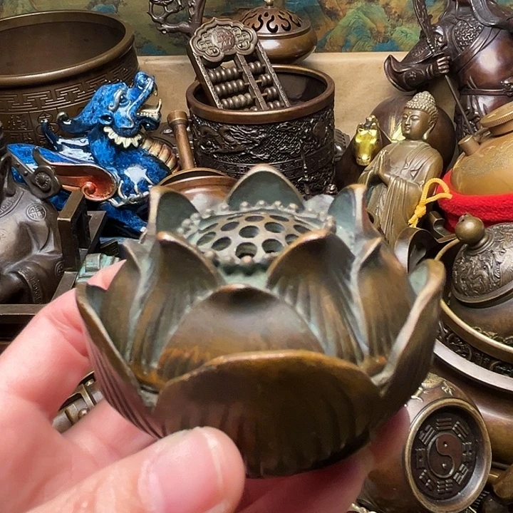 精美铜器批发档口