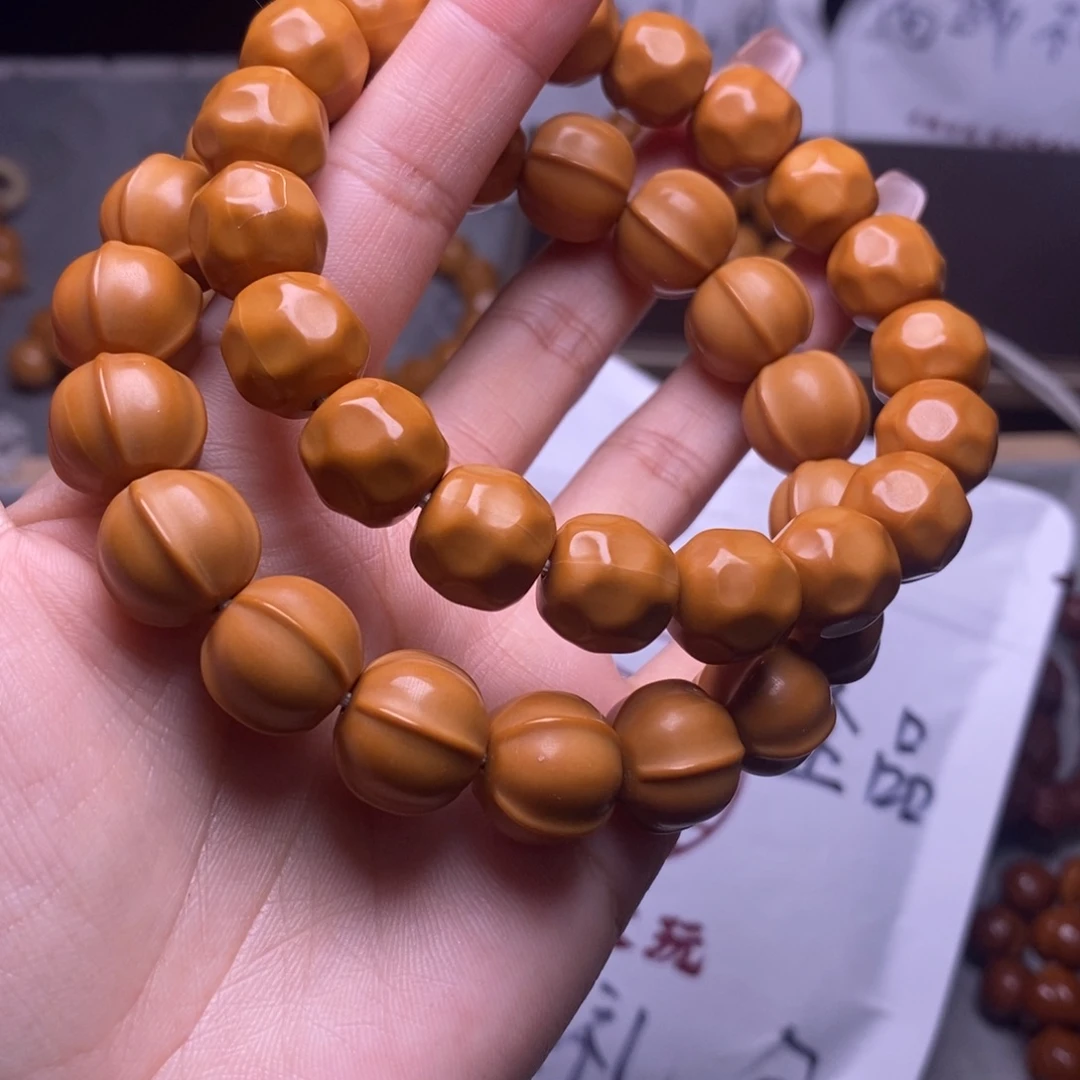 文玩核桃手串奶酪鲨鱼