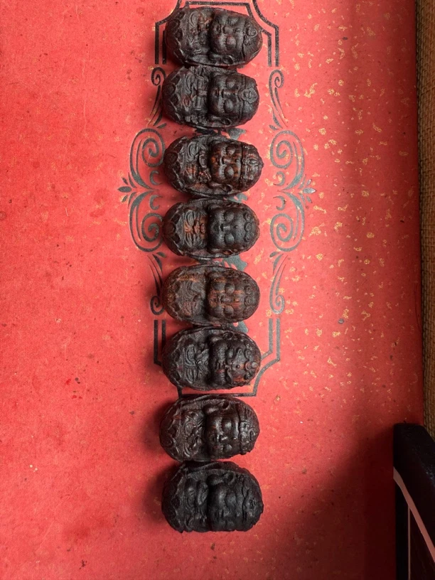 【新款】新款八大守护 降真香精工雕刻3.0