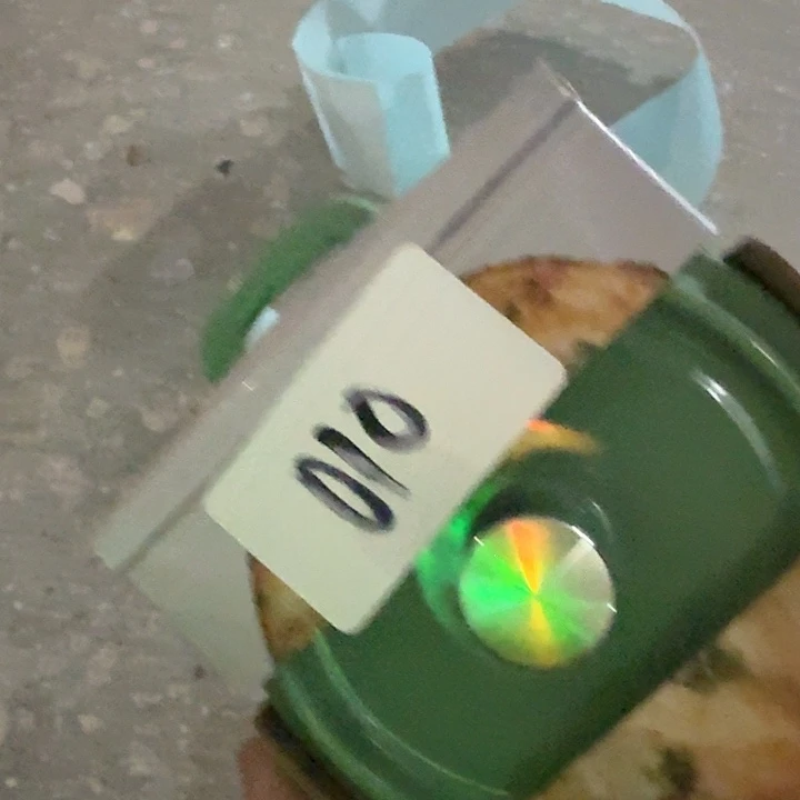 白瓷010微瑕橄榄绿珐琅10cm带盖里面米白带盖炖盅