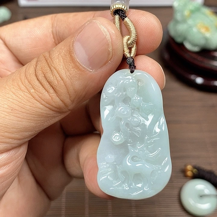 颈饰未镶嵌翡翠天然翡翠玉A货配证书