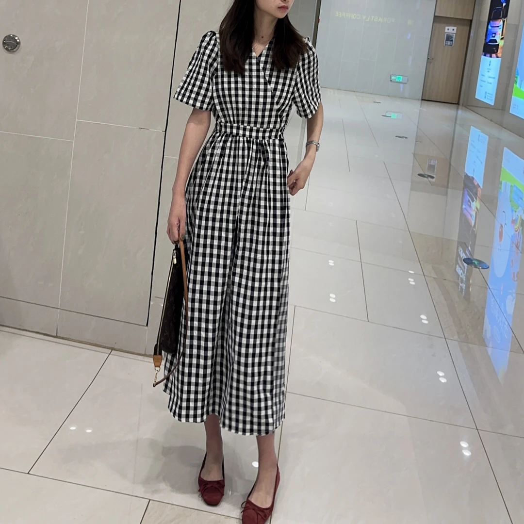 8149经典格子气质一片式系带连衣裙