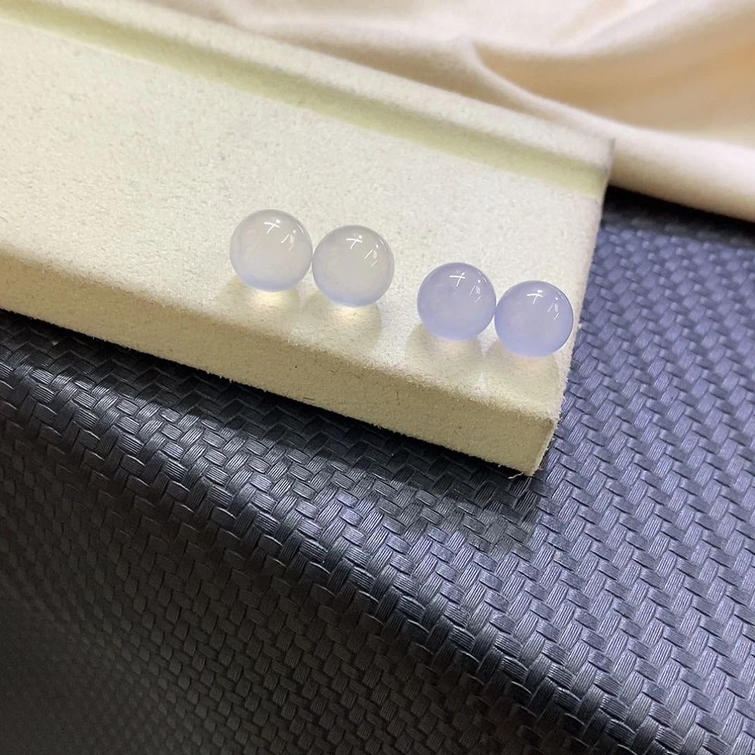 未镶嵌挂件翡翠多样发其一对（紫色15000）