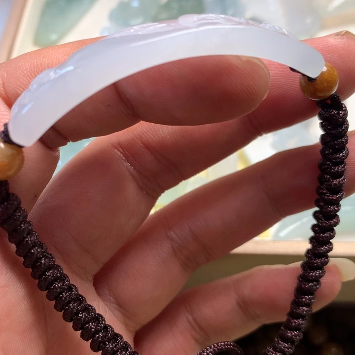 福***喜颈饰未镶嵌翡翠翡翠