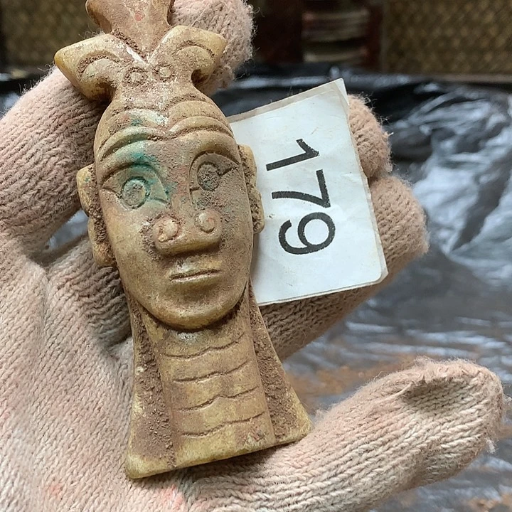 未镶嵌和田玉挂件