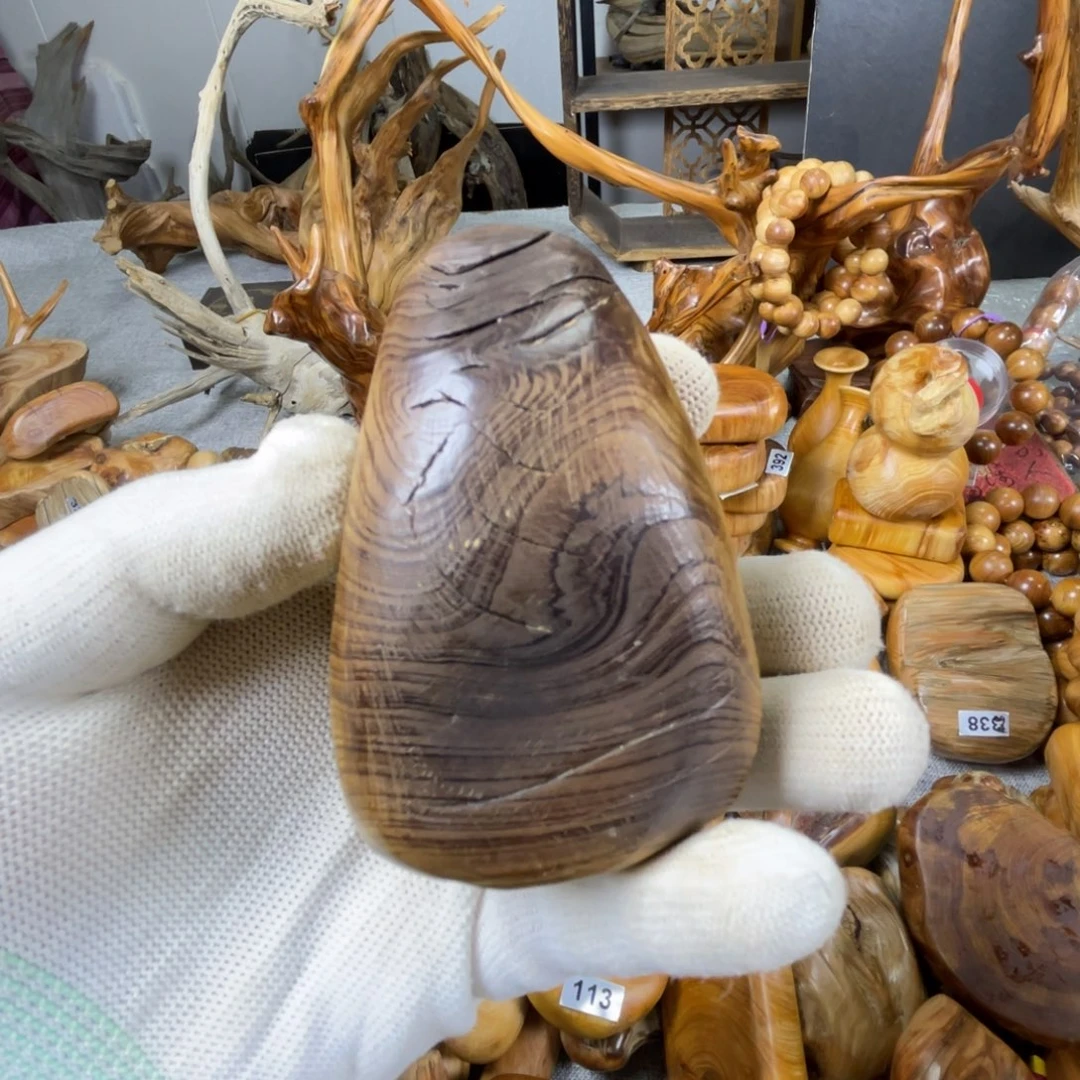 云***上柏木太行崖柏雷击手把件有裂介意慎拍