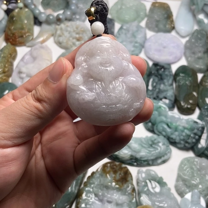 翡翠未镶嵌颈饰财爷73