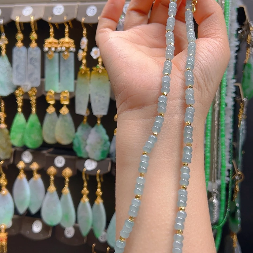 未镶嵌翡翠耳饰翡翠