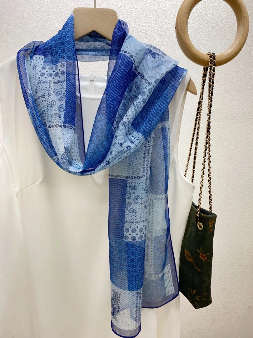 p13 【蓝屿】 西丽莎36*145左右精致小条巾