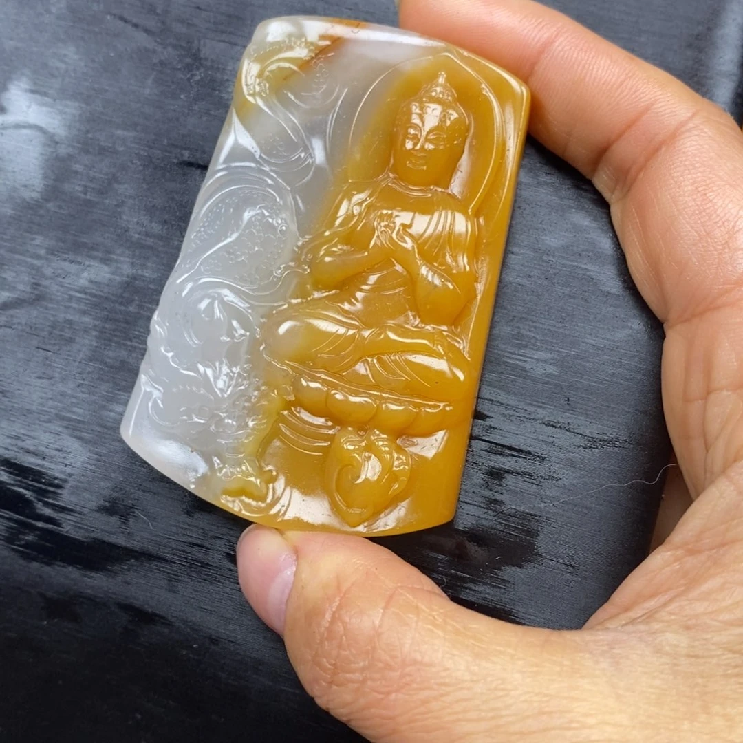 石英质玉（黄龙玉）颈饰未镶嵌