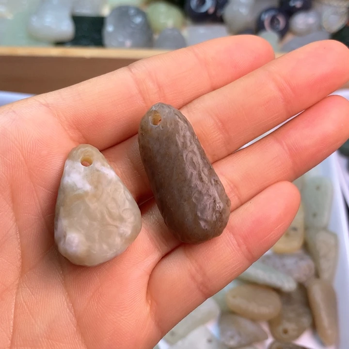 和田玉颈饰未镶嵌啵*