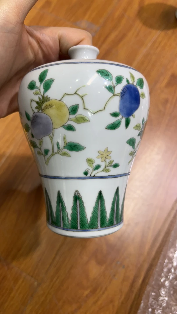 三多的漂亮小瓶瓶