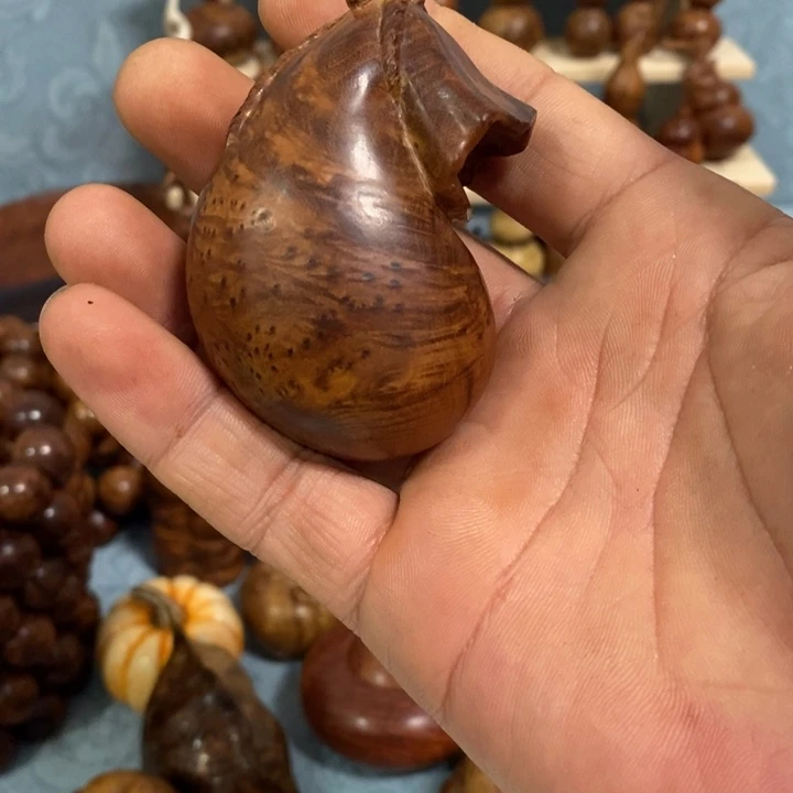 木火*果麻梨疙瘩手工雕刻钱袋子