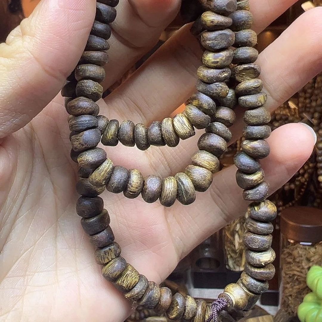 沉香沉香碎屑随型多圈算盘16g