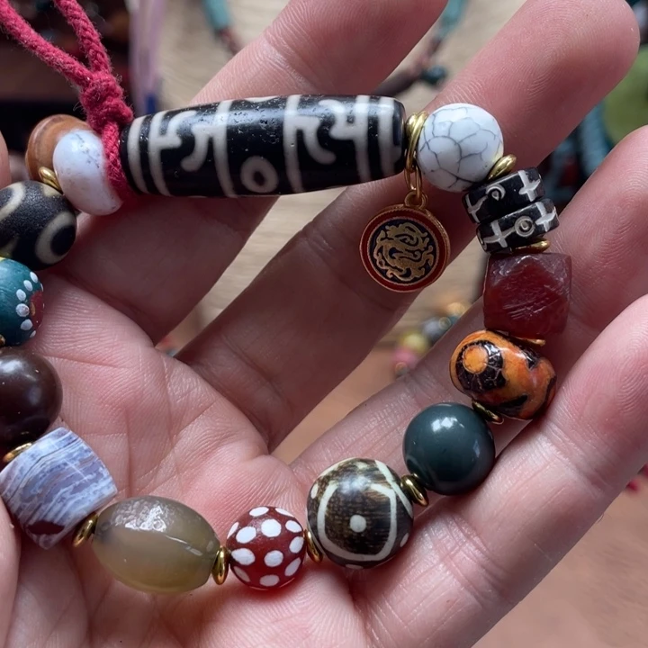 玛瑙/玉髓颈饰未镶嵌