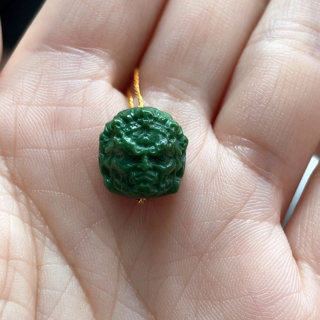 未镶嵌绿松石颈饰