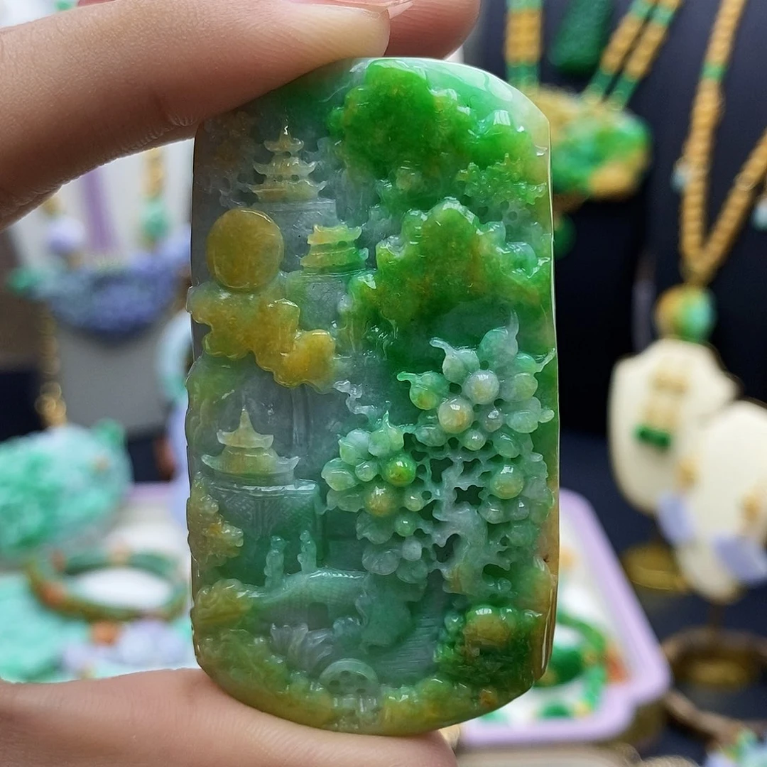 翡翠颈饰未镶嵌天然