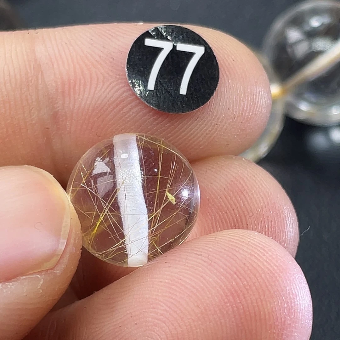 开***肉未镶嵌吊坠(赠链)水晶