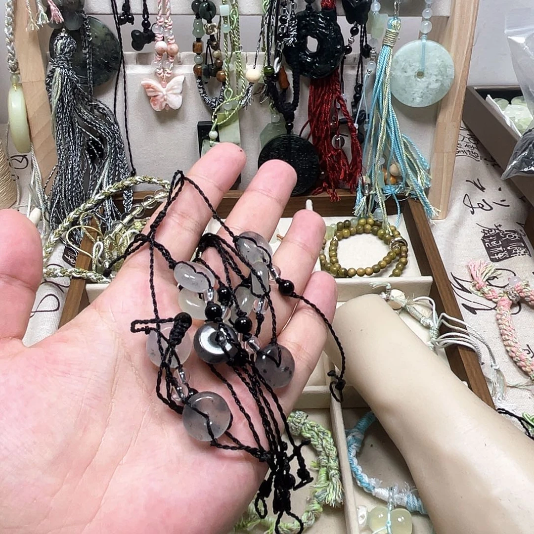 蛇纹石玉合金颈饰