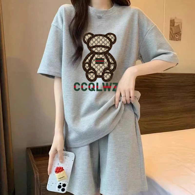 新款夏季休闲女生超火酷熊图案印花短袖T恤短裤一体式华夫格套装