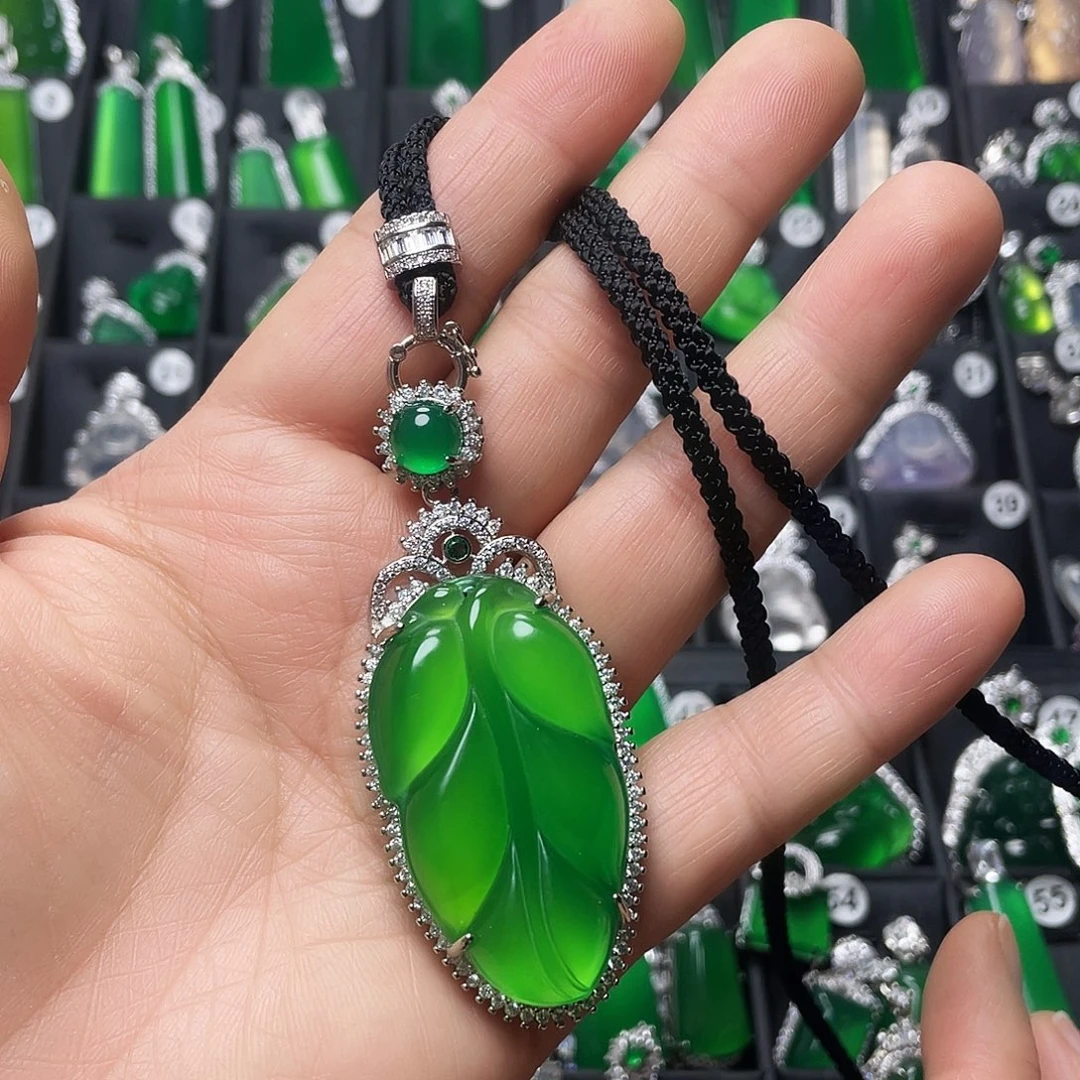 玛瑙/玉髓合金颈饰