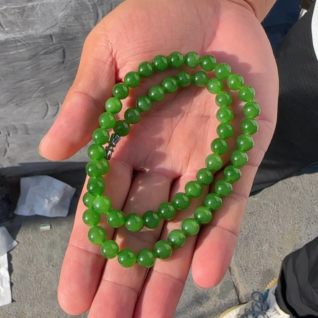 和田玉未镶嵌颈饰果阳绿高色卡8