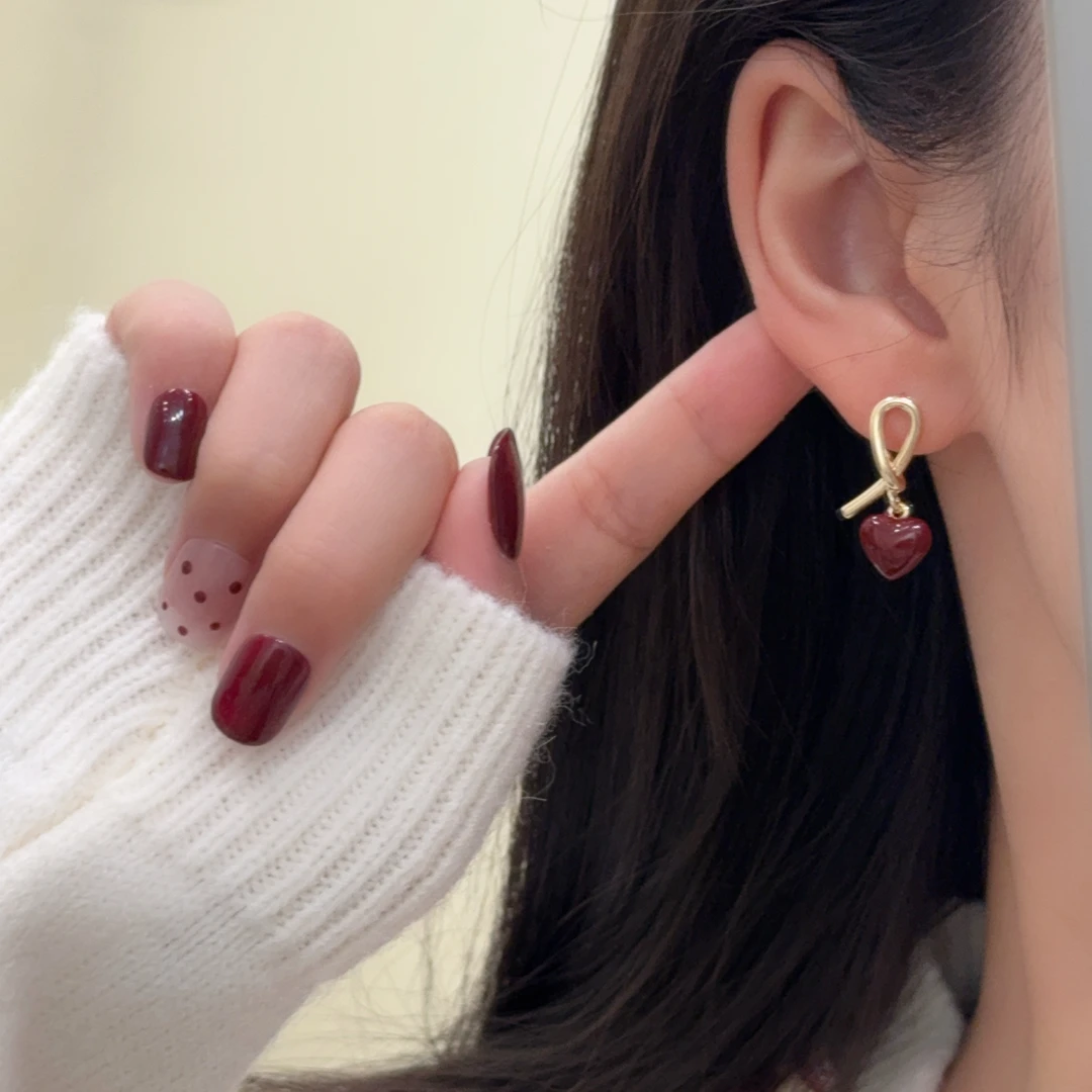 黑糖【耳饰】 法式复古可爱少女撞色红色爱心耳钉耳环E1864