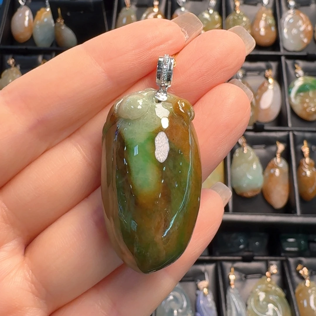 翡翠18K金镶嵌吊坠(不含链)福瓜