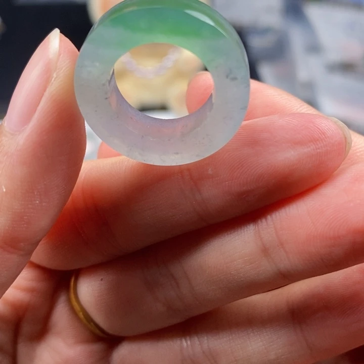 翡翠戒指未镶嵌翡翠戒指