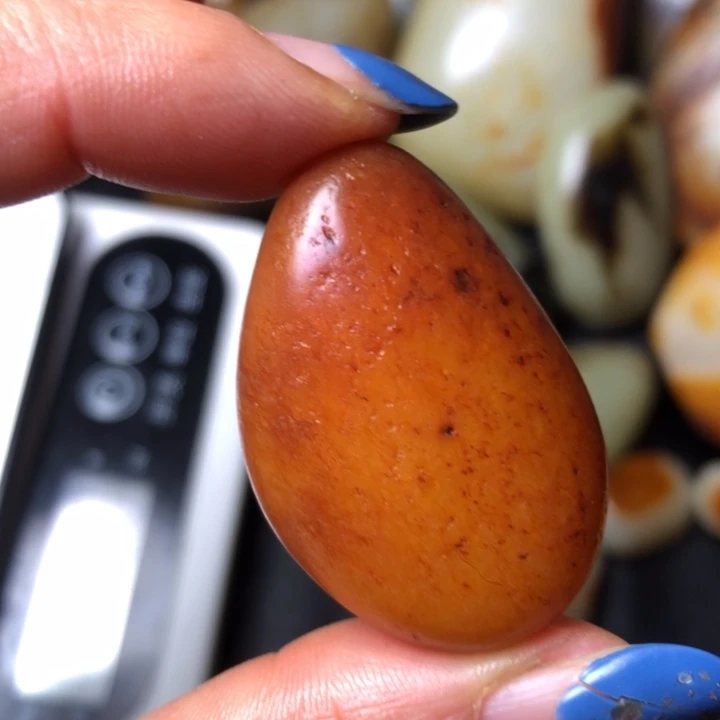 和田玉未镶嵌珠宝奇石